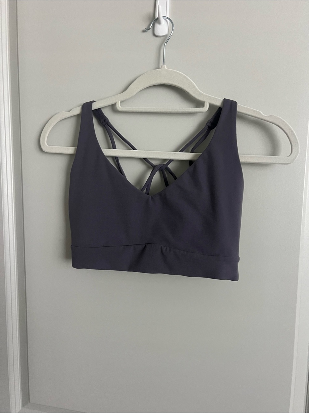 Strappy V-Neck Sports Bra -